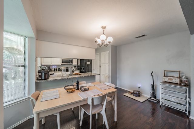 3936 Hemlock Street, Fort Worth, TX 76137