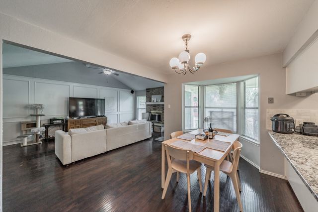 3936 Hemlock Street, Fort Worth, TX 76137
