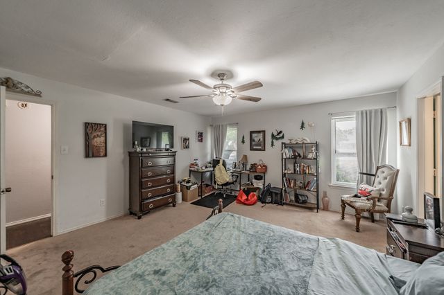 3936 Hemlock Street, Fort Worth, TX 76137
