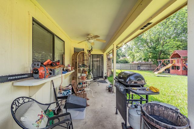 3936 Hemlock Street, Fort Worth, TX 76137