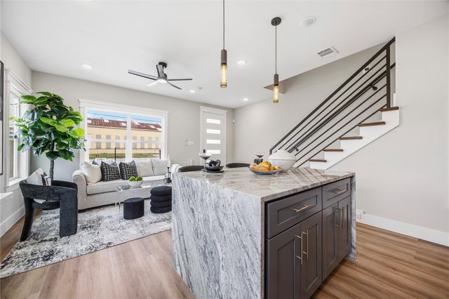 4624 Mayflower Street B, Houston, TX 77033