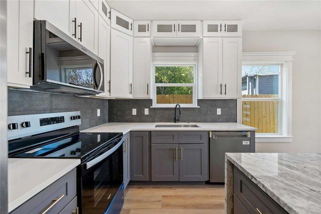 4624 Mayflower Street B, Houston, TX 77033