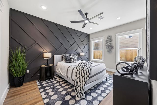 4624 Mayflower Street B, Houston, TX 77033
