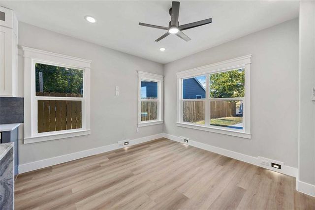 4624 Mayflower Street B, Houston, TX 77033