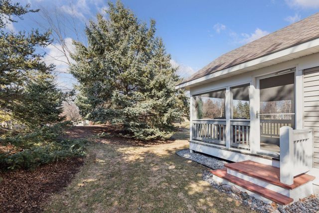 9813 Wedgewood Circle, Woodbury, MN 55125