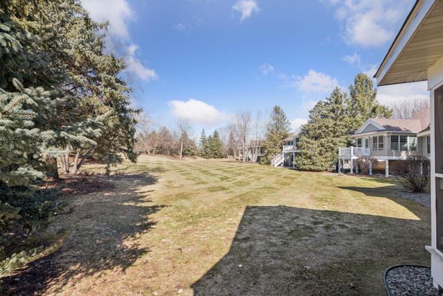 9813 Wedgewood Circle, Woodbury, MN 55125