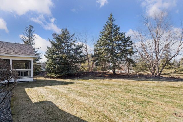 9813 Wedgewood Circle, Woodbury, MN 55125