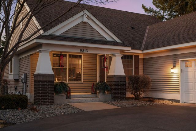 9813 Wedgewood Circle, Woodbury, MN 55125