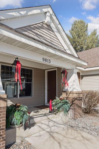 9813 Wedgewood Circle, Woodbury, MN 55125