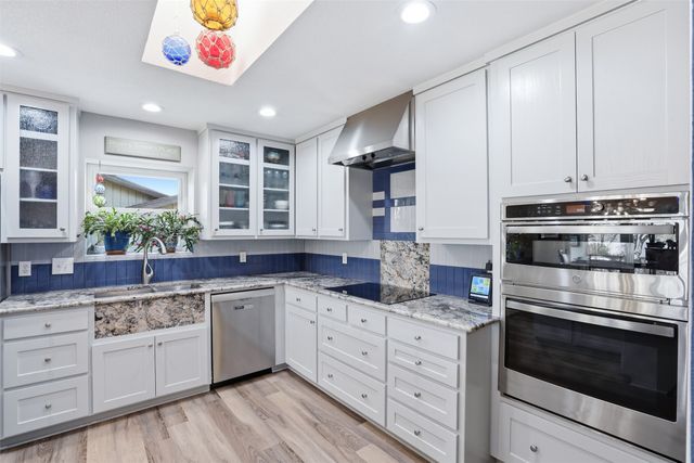 4705 Cimmaron Trail, De Cordova, TX 76049