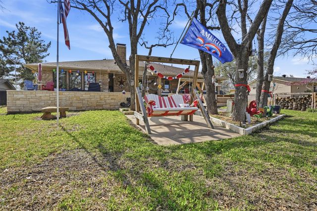 4705 Cimmaron Trail, De Cordova, TX 76049