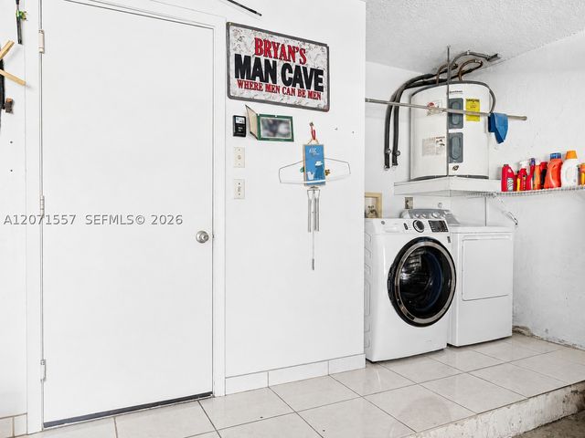 20714 NW 3rd St, Pembroke Pines, FL 33029