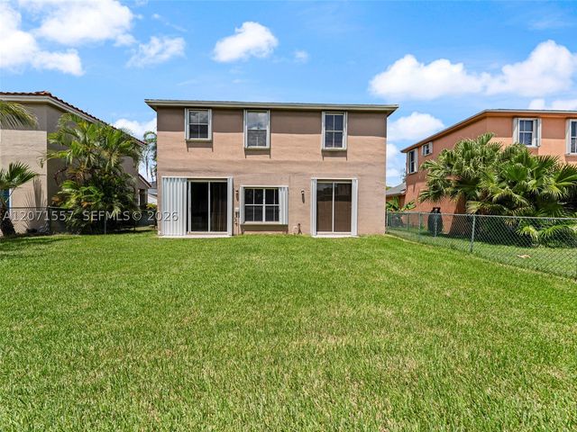 20714 NW 3rd St, Pembroke Pines, FL 33029