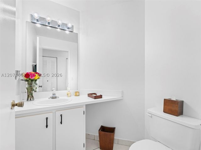 20714 NW 3rd St, Pembroke Pines, FL 33029
