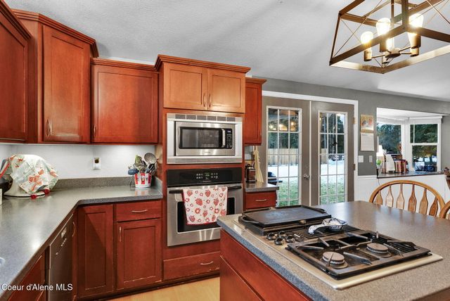 1247 Lost Mile RD, Bonners Ferry, ID 83805