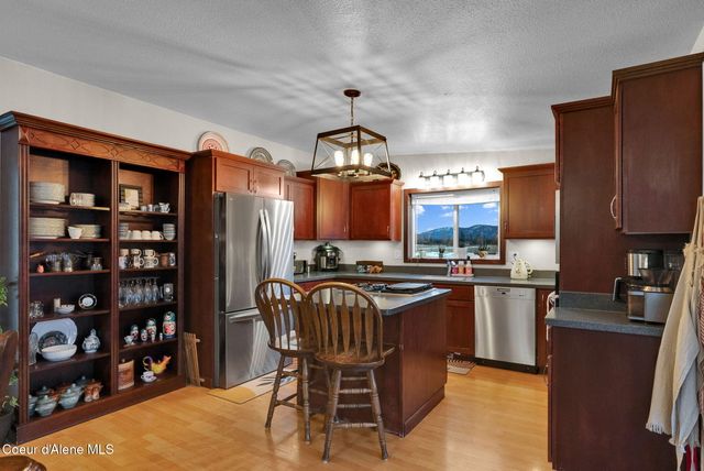 1247 Lost Mile RD, Bonners Ferry, ID 83805