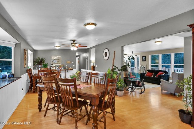 1247 Lost Mile RD, Bonners Ferry, ID 83805