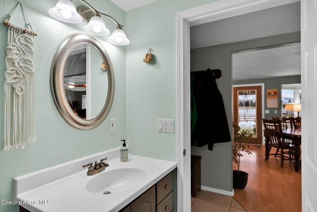 1247 Lost Mile RD, Bonners Ferry, ID 83805