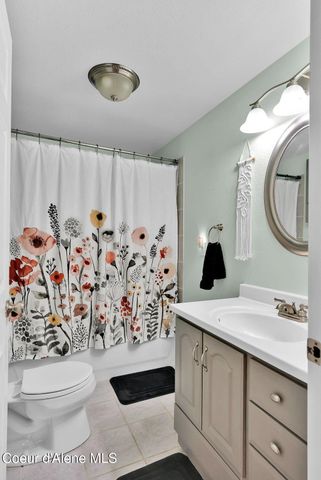 1247 Lost Mile RD, Bonners Ferry, ID 83805