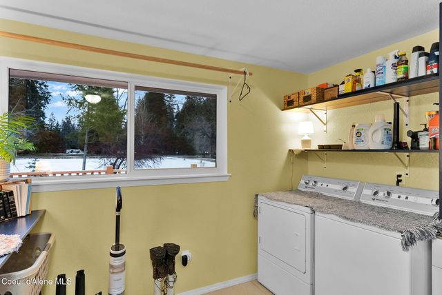 1247 Lost Mile RD, Bonners Ferry, ID 83805