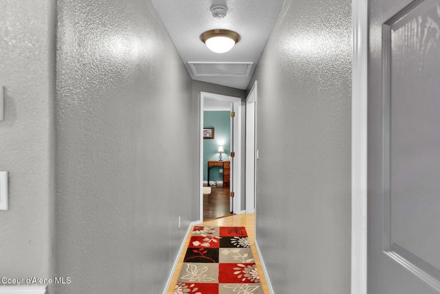 1247 Lost Mile RD, Bonners Ferry, ID 83805