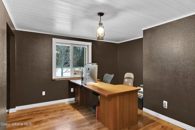 1247 Lost Mile RD, Bonners Ferry, ID 83805