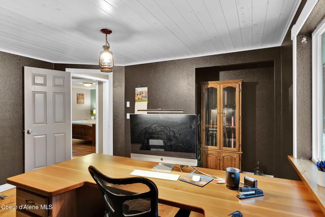 1247 Lost Mile RD, Bonners Ferry, ID 83805