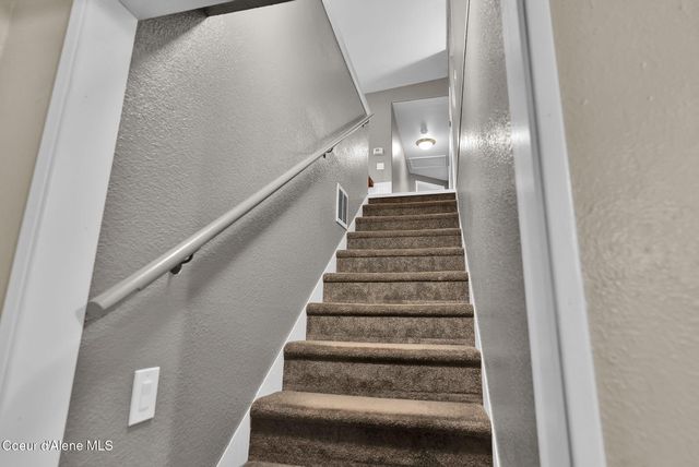 1247 Lost Mile RD, Bonners Ferry, ID 83805