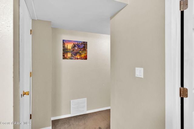 1247 Lost Mile RD, Bonners Ferry, ID 83805