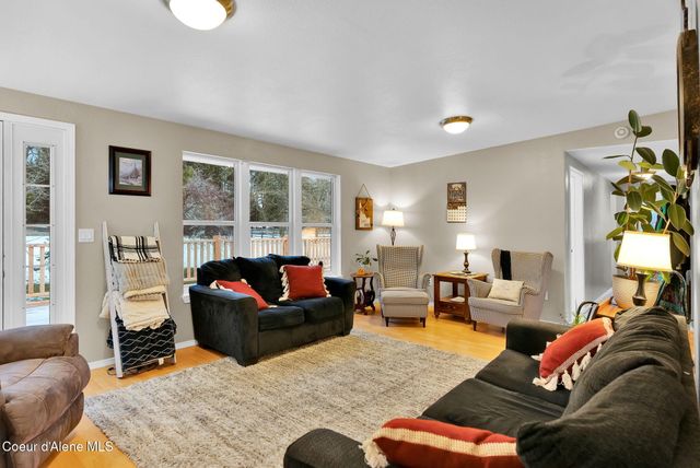 1247 Lost Mile RD, Bonners Ferry, ID 83805