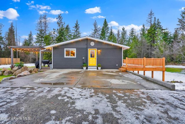 1247 Lost Mile RD, Bonners Ferry, ID 83805