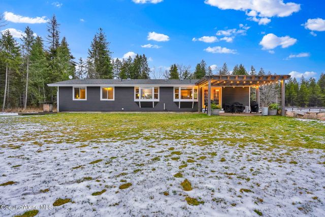 1247 Lost Mile RD, Bonners Ferry, ID 83805