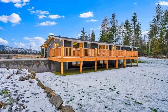 1247 Lost Mile RD, Bonners Ferry, ID 83805