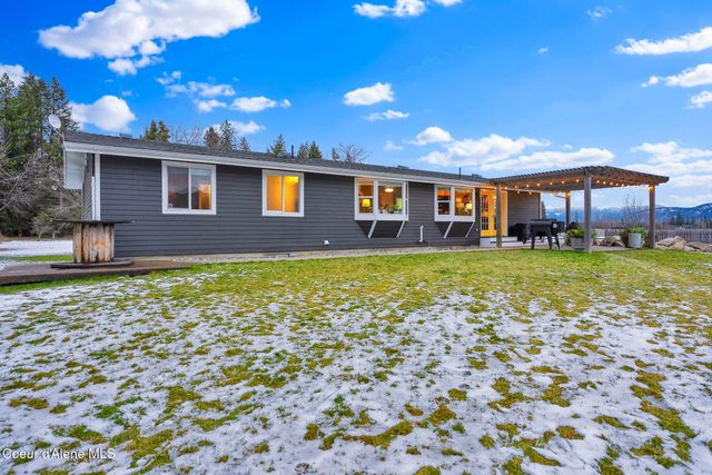 1247 Lost Mile RD, Bonners Ferry, ID 83805