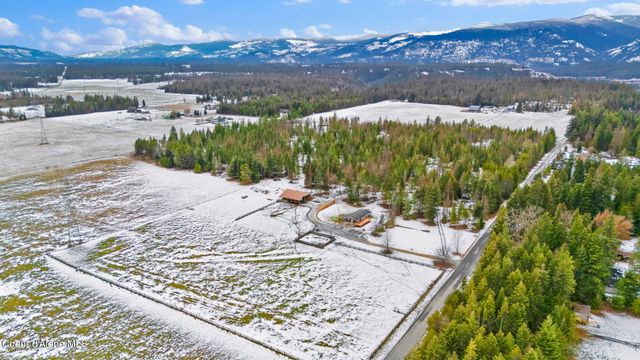 1247 Lost Mile RD, Bonners Ferry, ID 83805