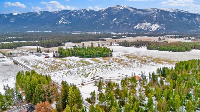 1247 Lost Mile RD, Bonners Ferry, ID 83805