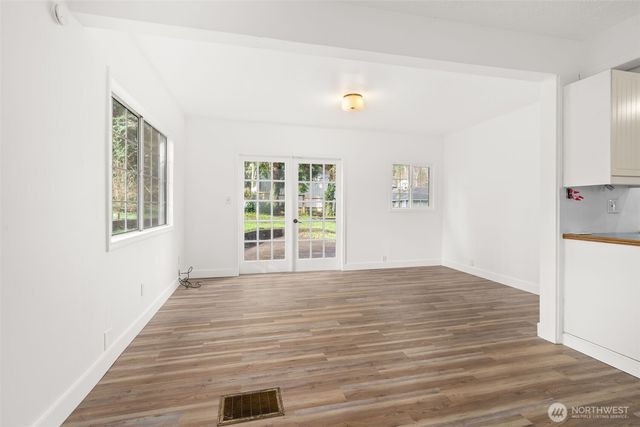 1036 Fowler Street, Raymond, WA 98577