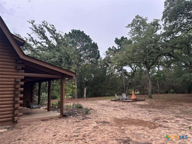 1053 County Road F, Lexington, TX 78947