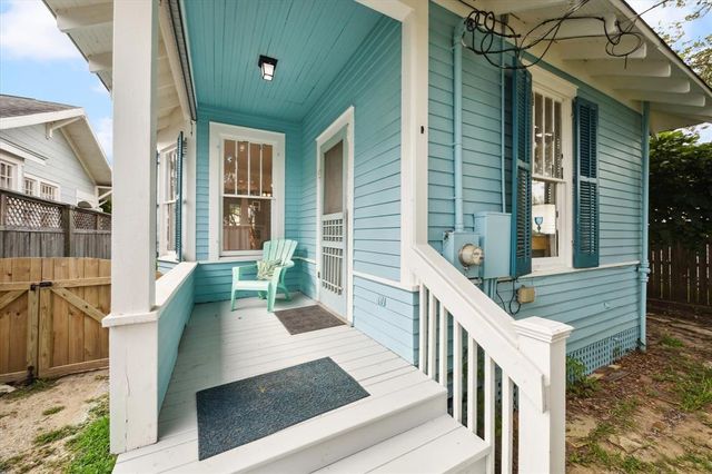 3414 Avenue Q 1/2, Galveston, TX 77550