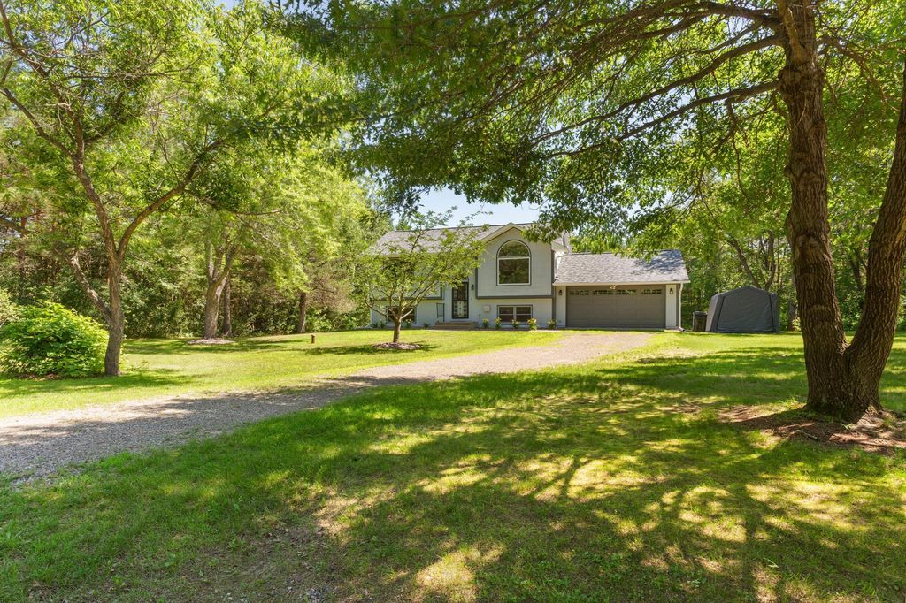 26815 147th Street NW, Zimmerman, MN 55398