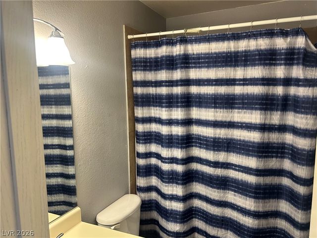 2722 Alicialynn Way, Las Vegas, NV 89121