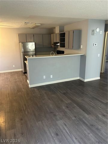 2722 Alicialynn Way, Las Vegas, NV 89121