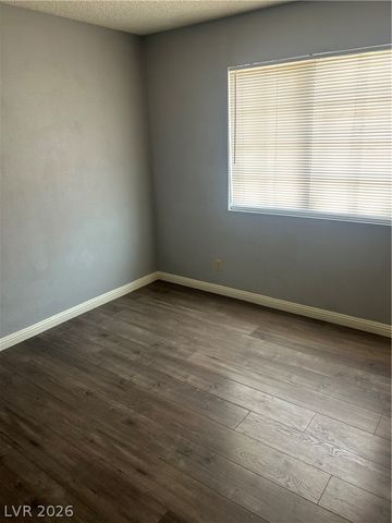 2722 Alicialynn Way, Las Vegas, NV 89121