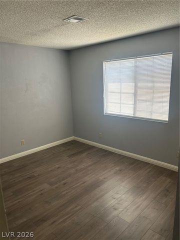 2722 Alicialynn Way, Las Vegas, NV 89121