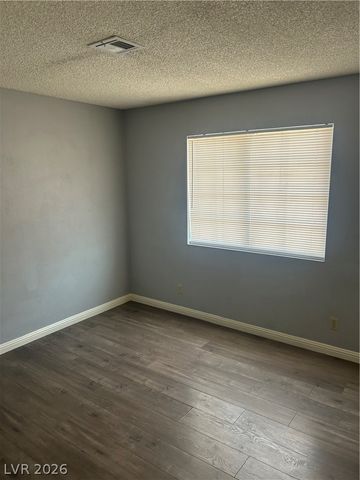 2722 Alicialynn Way, Las Vegas, NV 89121