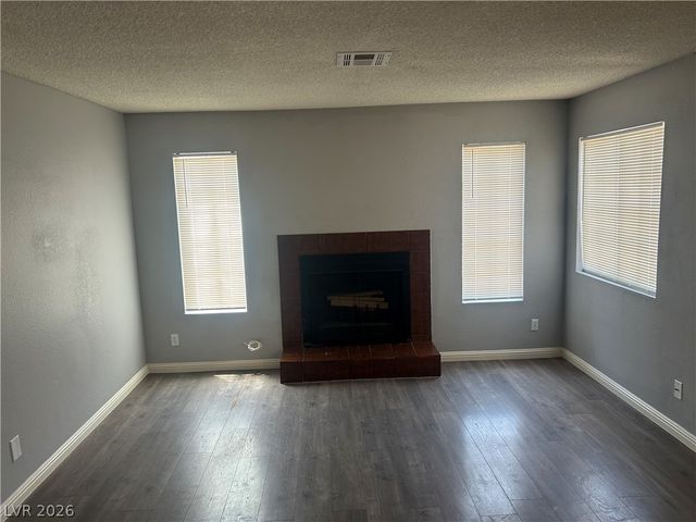 2722 Alicialynn Way, Las Vegas, NV 89121