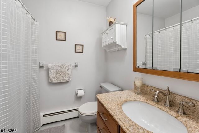 61 Hickory Hill Ct, Rockaway Twp., NJ 07866