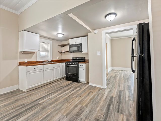 415 W Jefferson Street, Waxahachie, TX 75165