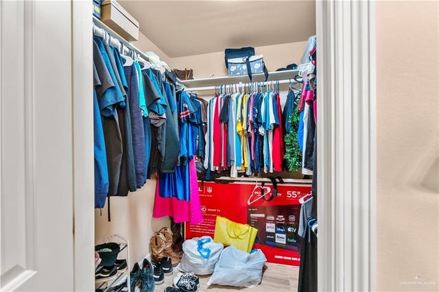 23717 Sun Chase Circle, Primera, TX 78552