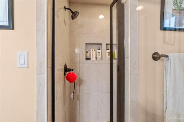 23717 Sun Chase Circle, Primera, TX 78552